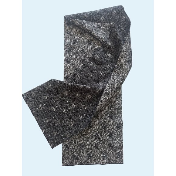 Alaia Paris Black & White Wool Blend Scarf - Picture 5 of 5